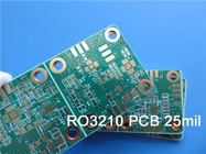 Rogersrf PCB op RO3210 25mil 0.635mm DK10.2 met Onderdompelingsgoud wordt voortgebouwd voor de Automobielsystemen dat van het Botsingsvermijden