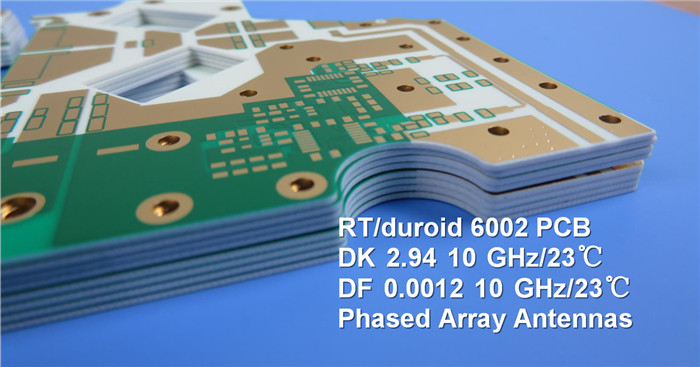 Rogerspcb op RT/Duroid 6002 10mil 0.254mm DK2.94 met Onderdompelingsgoud wordt voortgebouwd voor Gefaseerd - serieantennes die