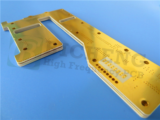 DiClad 527 High Frequency PCB Gebouwd op 20 millimeter 0,508 mm substraten met dubbelzijdig koper en onderdompeling goud