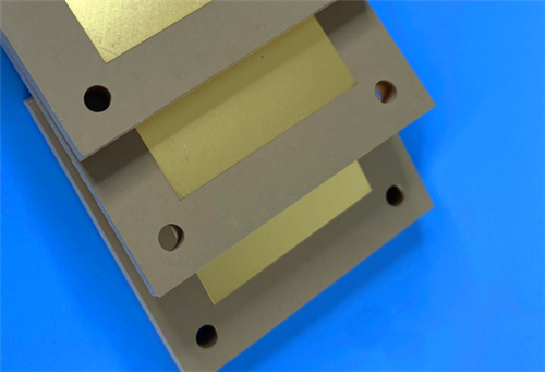 Wat maakt het TP440-gebaseerde tweelaags rigide PCB ideaal voor Beidou, Fuze en miniaturiseerde antennes?